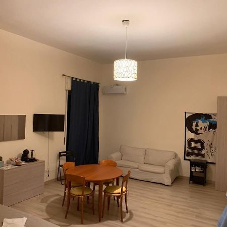 Keira House Napoli Hotell Eksteriør bilde