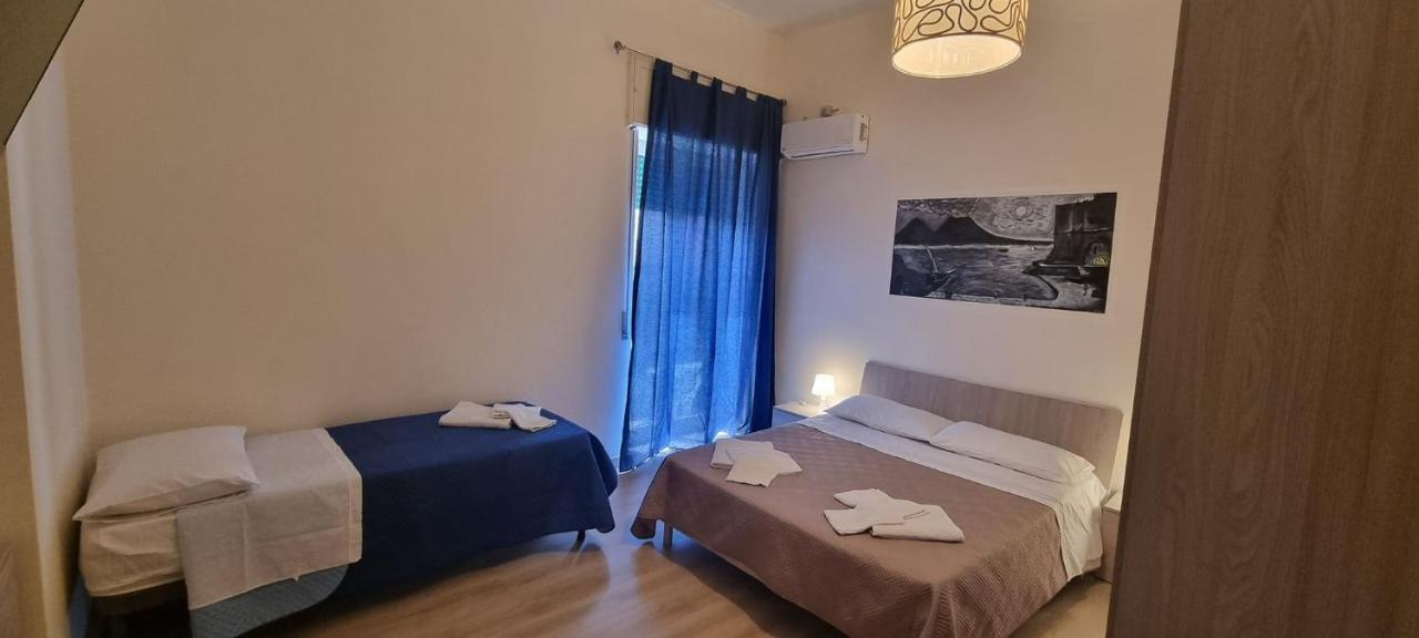 Keira House Napoli Hotell Eksteriør bilde