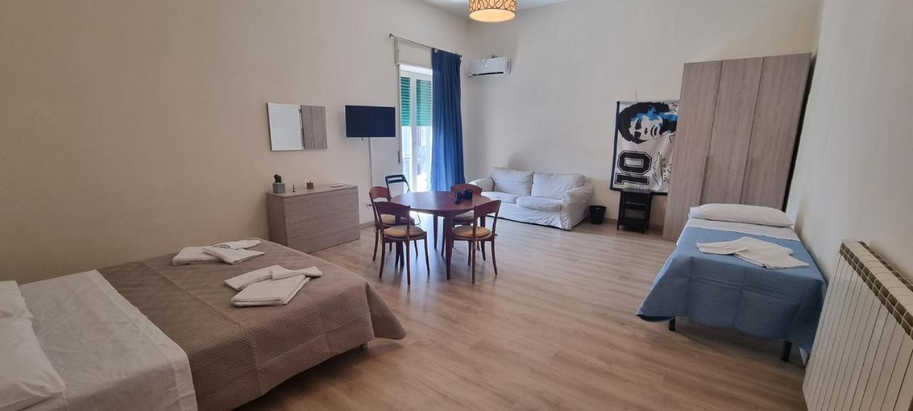 Keira House Napoli Hotell Eksteriør bilde