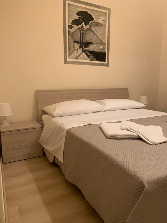 Keira House Napoli Hotell Eksteriør bilde