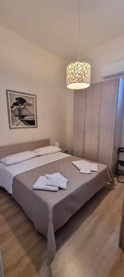 Keira House Napoli Hotell Eksteriør bilde