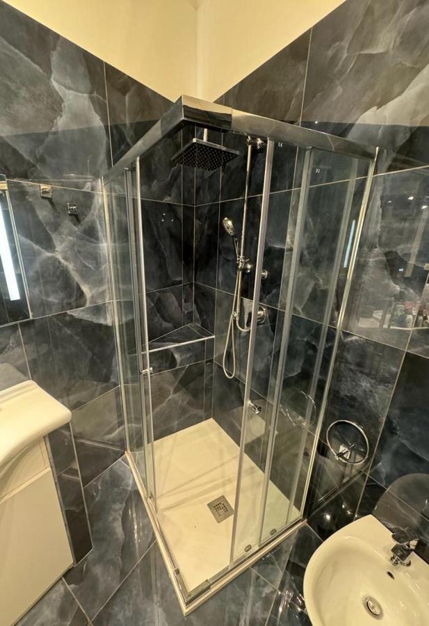 Keira House Napoli Hotell Eksteriør bilde